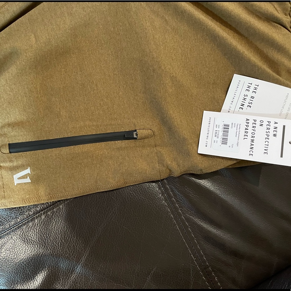 Vuori Men’s Sunday Performance Jogger in Tobacco Heather